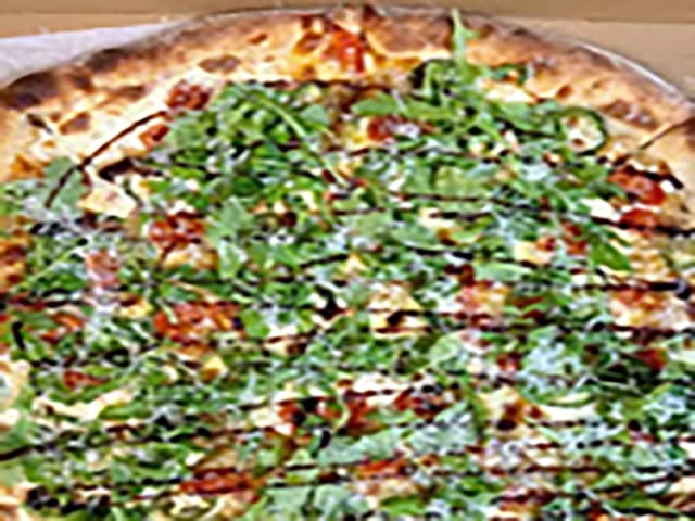 Spicy Veg Pie 18".