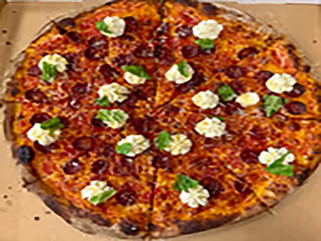 Piccante Pepperoni Pie 18".