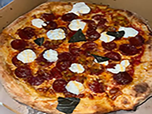 12" Piccante Pepperoni Pie.